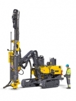 FlexiROC T25 R: nowa wiertnica powierzchniowa firmy Atlas Copco, spełniająca rosnące wymagania w&nbsp;zakresie projektów infrastrukturalnych.